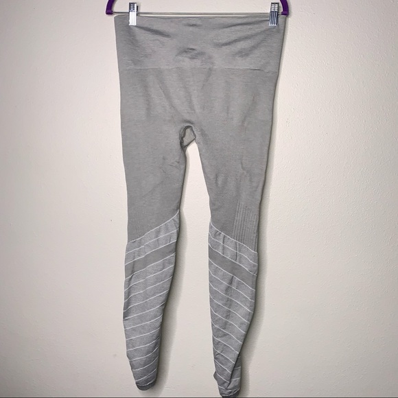 BLANQI | Maternity Support Legging - Picture 2 of 10